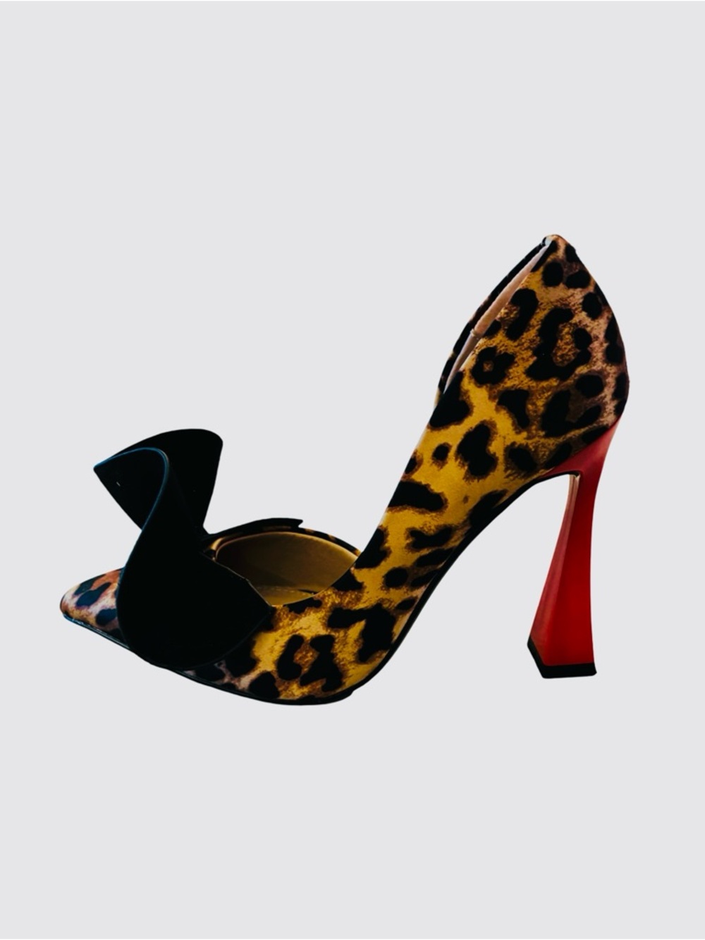BETSEY JOHNSON Leopard Print Pointed Toe High Heel Pump with Red Heel SZ6